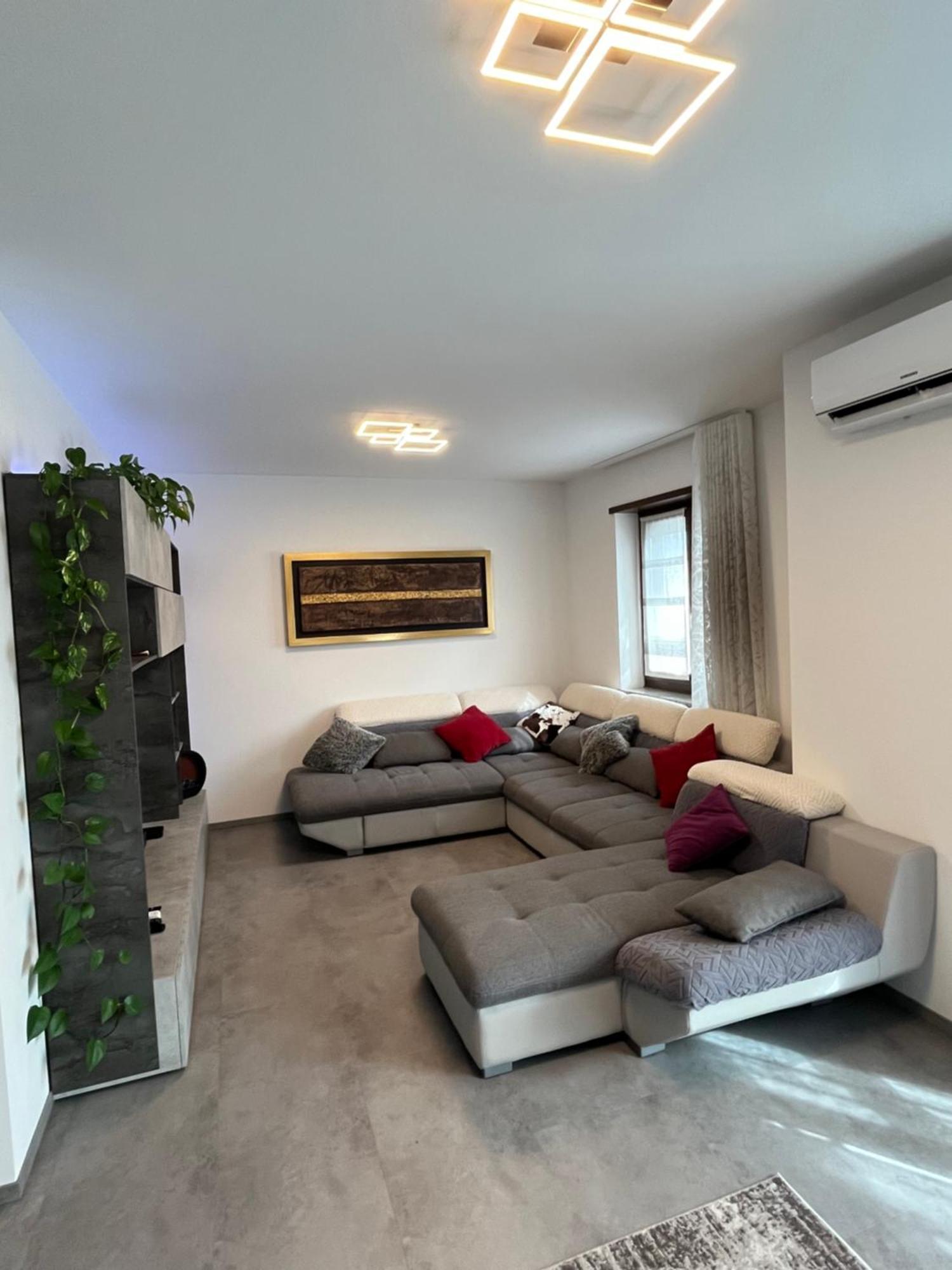 B&B Alessandro Private Room & Bathroom In Shared Apartment Arco Ngoại thất bức ảnh